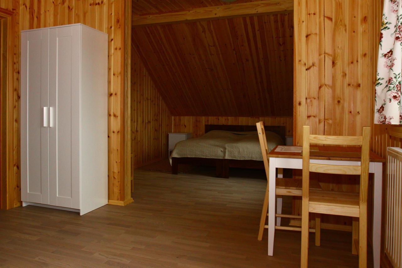 Asvejos Slenis Guest House Suzionys Ngoại thất bức ảnh
